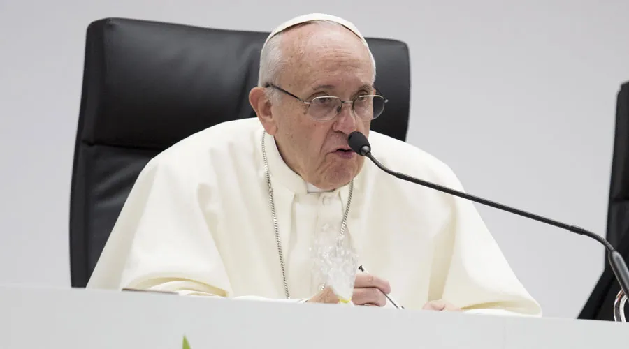 El Papa Francisco en la reunión presinodal en el Vaticano este lunes 19 de marzo. Foto: Daniel Ibáñez / ACI Prensa