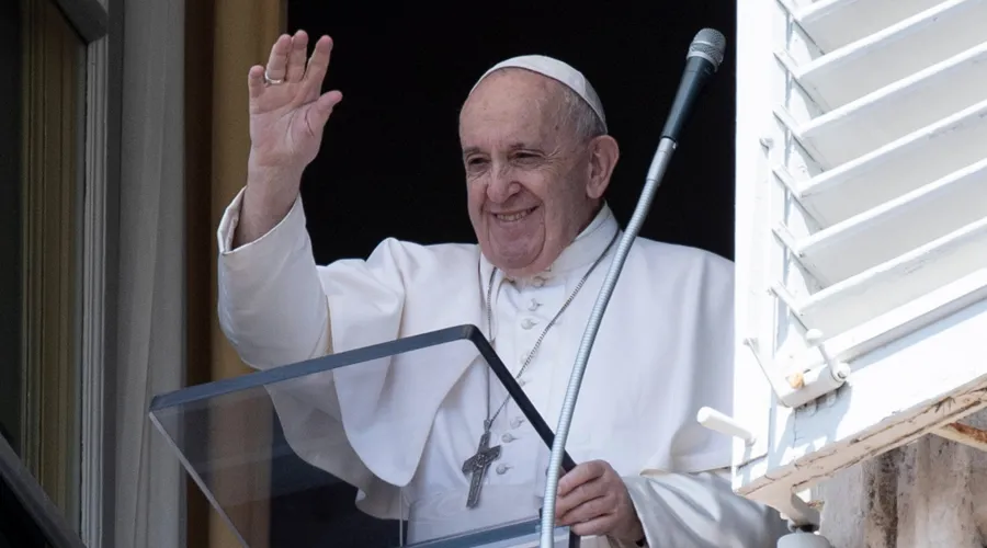 Papa Francisco en el rezo del Ángelus. Foto: Vatican Media