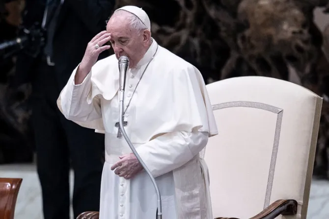 Papa Francisco reza por las víctimas de recientes explosiones en Cuba