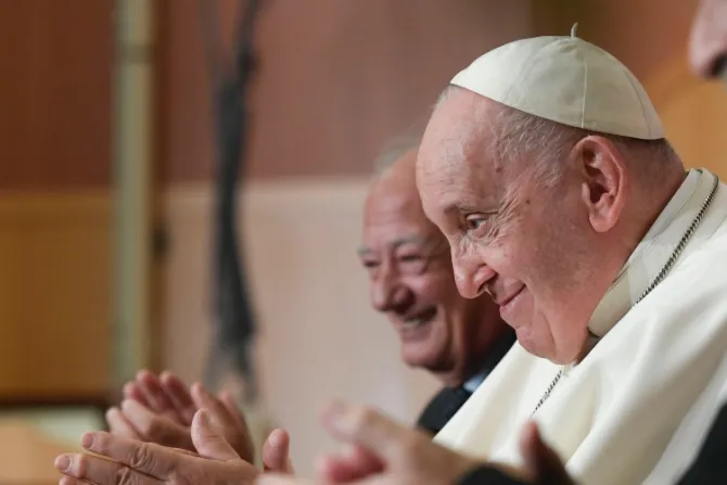 En nueva entrevista el Papa Francisco habla del celibato, de los abusos en la Iglesia y de su salud