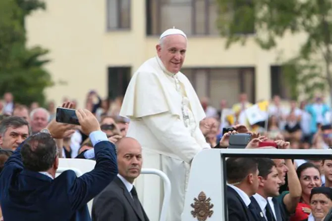 ¿Cómo son los cristianos que encontrará el Papa Francisco en su siguiente viaje?