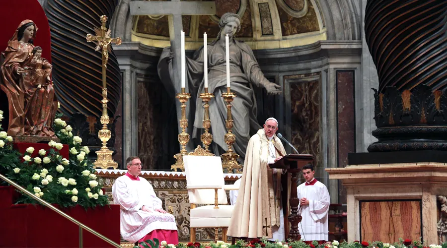 El Papa pronuncia la homilía en el Consistorio. Foto: Daniel Ibáñez / ACI Prensa?w=200&h=150