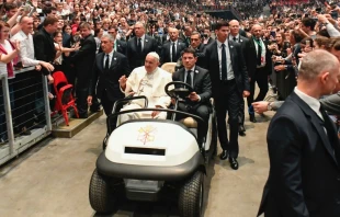 Papa Francisco encuentra a los ju00f3venes en Budapest. Foto cru00e9dito: Daniel Ibau00f1ez /ACI Prensa 