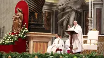 El Papa durante la Misa Crismal de Jueves Santo / Foto: Daniel Ibáñez - ACI Prensa