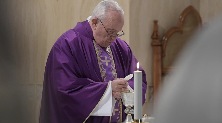 El Papa Francisco en la Misa de la Casa Santa Marta. Foto: Vatican Media ?w=200&h=150