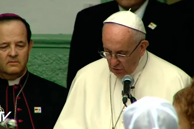 Amen para ver a Jesús en los más pequeños, dice el Papa en el Hogar San José en Medellín 