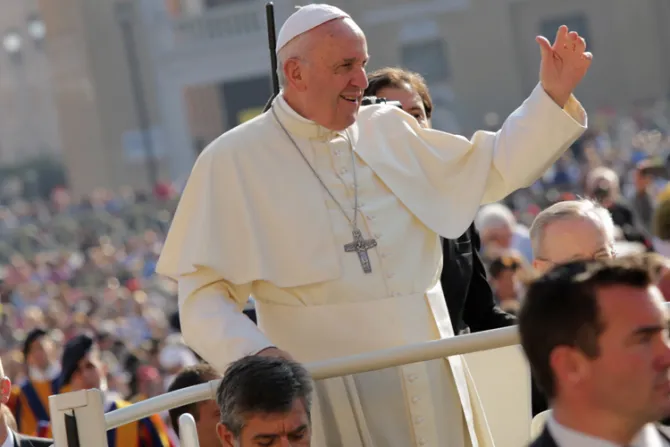 Papa Francisco: En la misión debe brillar siempre la alegría y la misericordia
