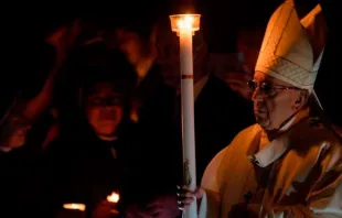 Papa Francisco en Vigilia Pascual 2018 Foto: Daniel Ibáñez - ACI Prensa 