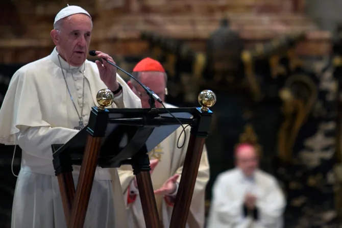 Gracias a la confesión hemos cambiado nuestras vidas, dice el Papa a peregrinos