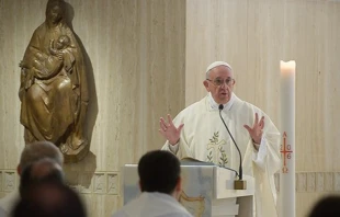El Papa en Santa Marta. Foto: L'Osservatore Romano 