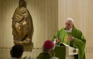 El Papa en Santa Marta. Foto: L'Osservatore Romano 