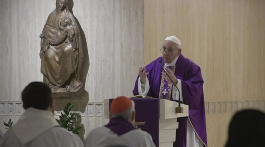 Papa Francisco invita a recordar lo que Dios ha hecho en nuestra vida