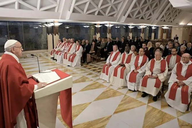 El Papa lamenta que las iglesias parecen a veces supermercados: ¡Deben ser gratuitas!
