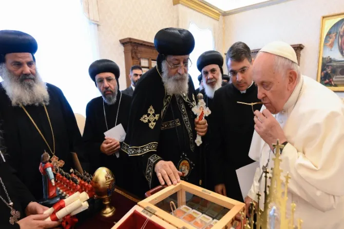 El Papa Francisco anuncia que 21 coptos decapitados por ISIS serán declarados mártires