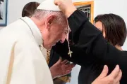 [FOTOS] Viernes de Misericordia: Papa Francisco visita a mujeres liberadas de prostitución