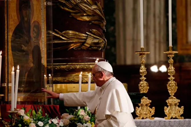 Papa Francisco encomienda a la Virgen María su viaje a JMJ Cracovia 2016