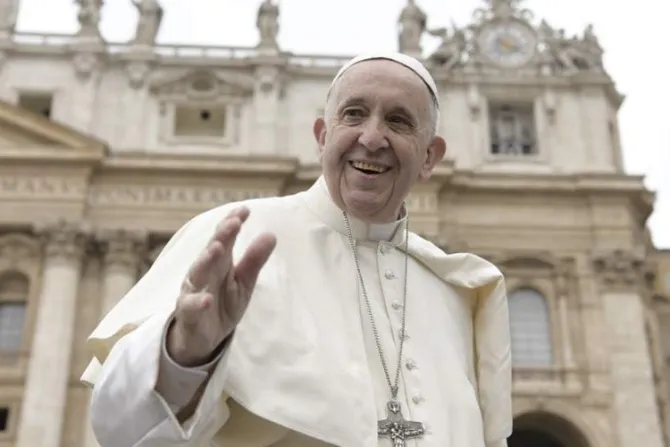 El Papa inicia nuevo ciclo de catequesis sobre el Bautismo: Es signo de una vida nueva