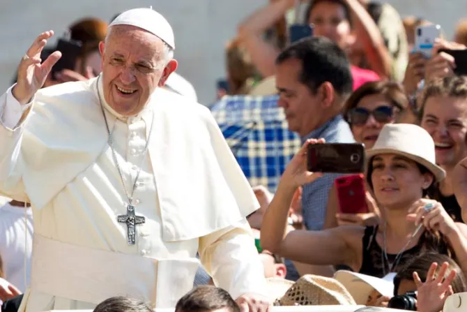 Catequesis del Papa Francisco sobre los Mandamientos como palabras de vida