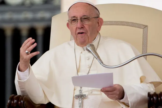 Catequesis del Papa Francisco sobre el Bautismo como signo de la fe cristiana