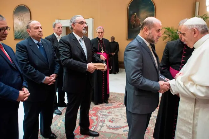 El Papa pide a representantes religiosos de Palestina dialogar respetando los derechos 