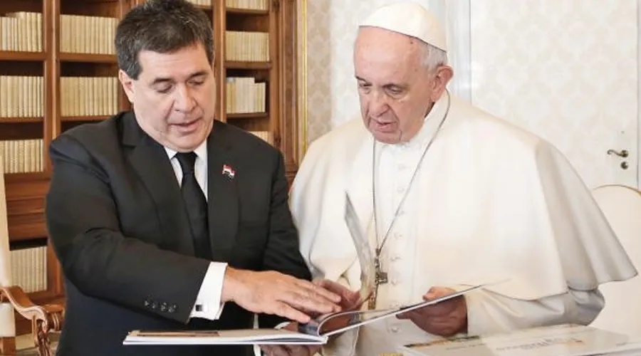 El Papa junto al Presidente del Paraguay. Foto: Presidencia del Paraguay
