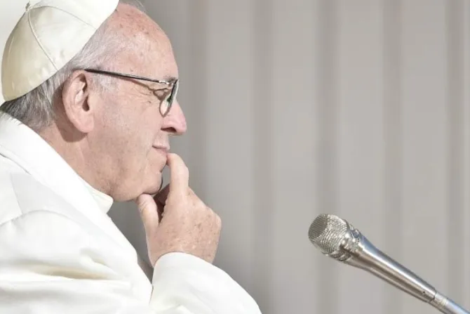 Ecumenismo es esencial para hacer frente a secularización de la sociedad, dice el Papa
