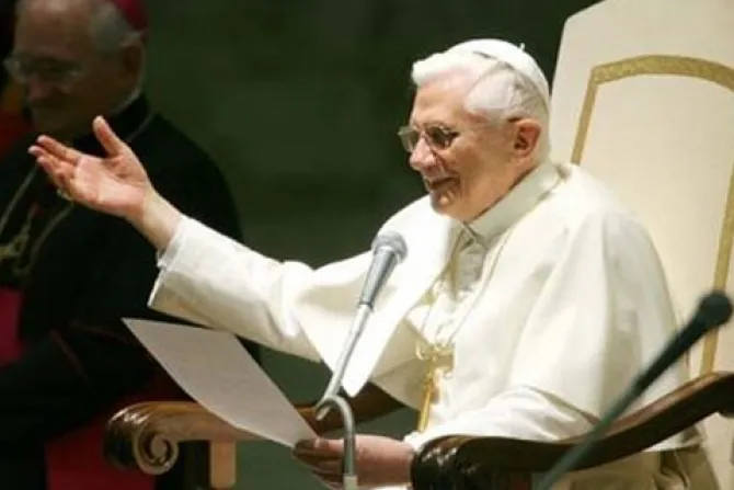 El Papa: La fuerza del cristiano nace del amor de Dios