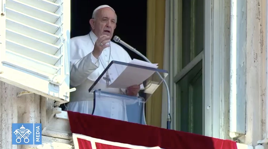 El Papa Francisco en el rezo del Ángelus. Foto: Captura Vatican Media / ACI?w=200&h=150