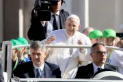 El Papa Francisco defiende la belleza de la vejez ante el mito de la eterna juventud