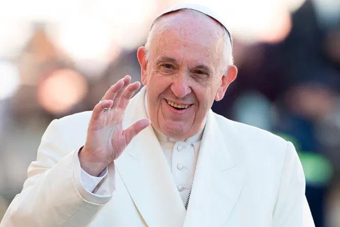 Papa Francisco sorprende con una carta a joven catequista de Perú