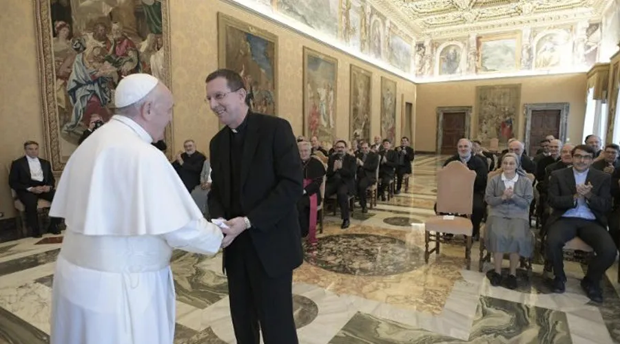 El Papa con el Pontificio Instituto para las Misiones Extranjeras (PIME). Foto: Vatican Media