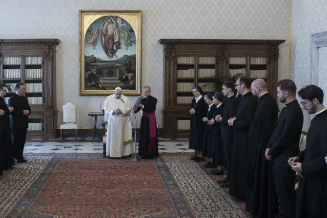 Papa Francisco: La tarea del confesor es perdonar, no torturar