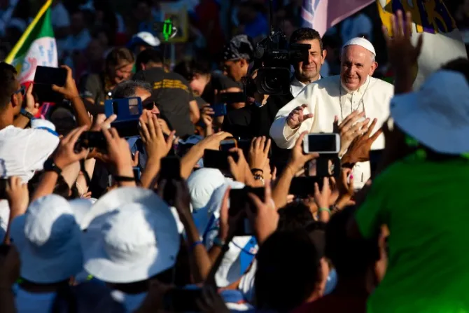 Papa Francisco a jóvenes: “¡Haced que se oiga vuestra voz! Si no os escuchan, gritad aún más fuerte”