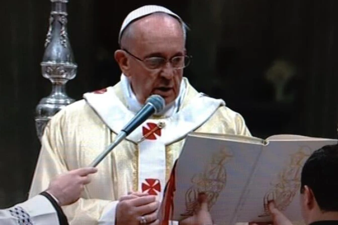 Resfriado no detiene al Papa Francisco