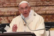 El Papa a medios: La buena información puede derribar muros del miedo y la indiferencia