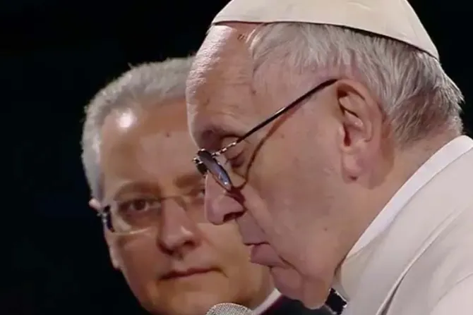 Esta es la emotiva oración que rezó el Papa Francisco al finalizar el Vía Crucis