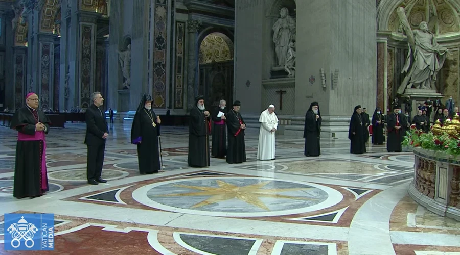 Papa Francisco reza con líderes cristianos del Líbano. Foto: Captura?w=200&h=150