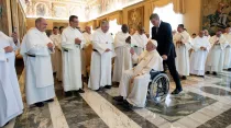 Papa Francisco con miembros de la Orden de la Santísima Virgen María de la Merced