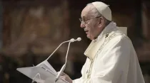 Papa Francisco en una Misa en el Vaticano. Foto: Vatican Media