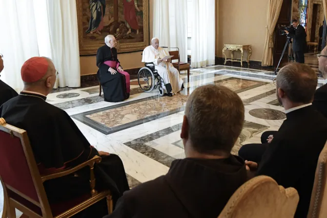 Papa Francisco condena la violencia “diabólica” en Ucrania, Siria e Irak
