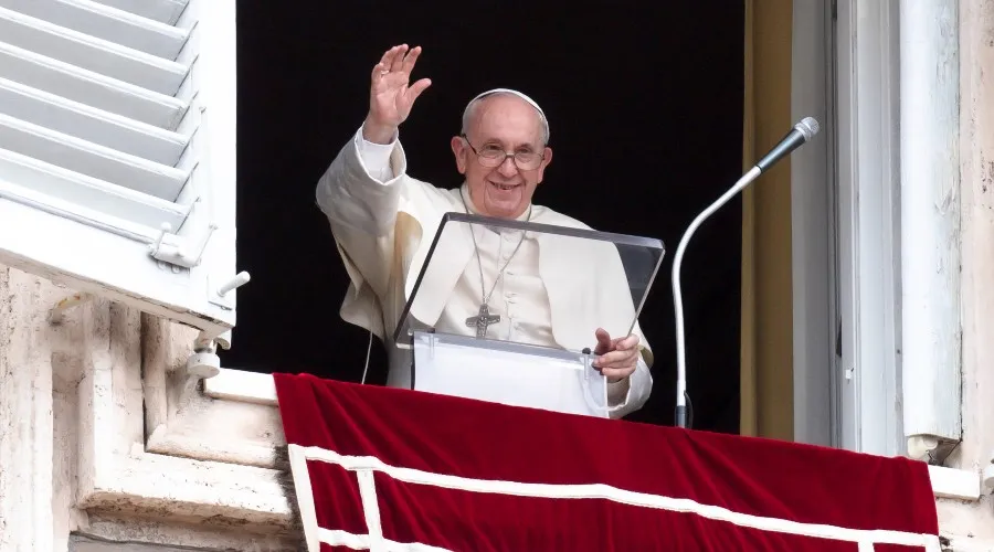 Papa Francisco en el Regina Coeli de este miércoles. Crédito: Vatican Media