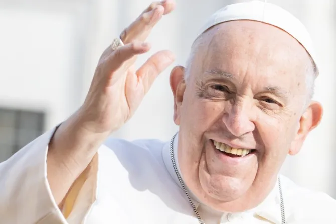 El Papa Francisco declara venerables a 6 Siervos de Dios