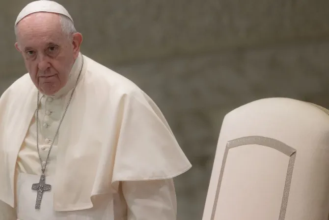 El Papa Francisco reza por víctimas de derrumbe de glaciar en los Alpes italianos