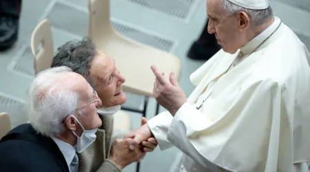 El Papa Francisco pide rezar durante el mes de julio especialmente por los ancianos