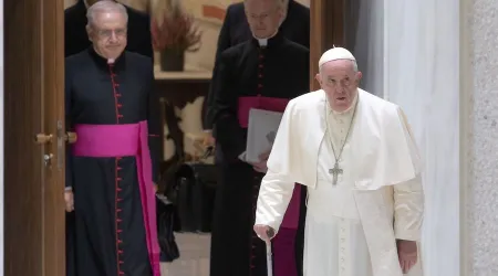 El Papa advierte que el demonio “sabe disfrazarse de ángel” y pide estar vigilantes