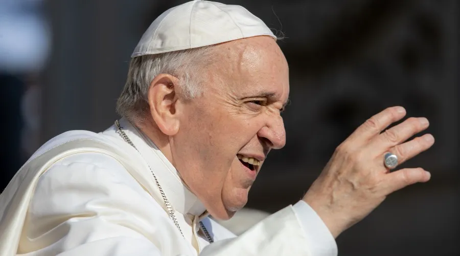  El Papa Francisco nombrará a 2 mujeres en comité que elige a nuevos obispos