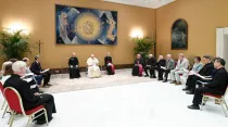 El Papa Francisco en audiencia con miembros de la Comisión Mixta Internacional de Diálogo entre la Iglesia Católica y los Discípulos de Cristo. Crédito: Vatican Media