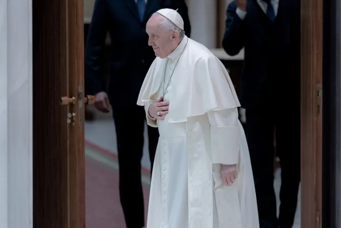 Papa Francisco agradece generosidad de Polonia con refugiados de Ucrania
