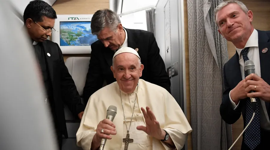 El Papa Francisco pide responsabilidad cívica ante crisis de gobierno en Italia