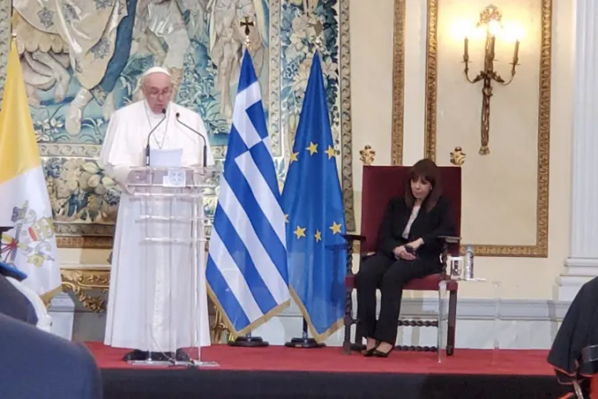 El Papa en Grecia destaca cuáles son los pilares esenciales de un humanismo renovado